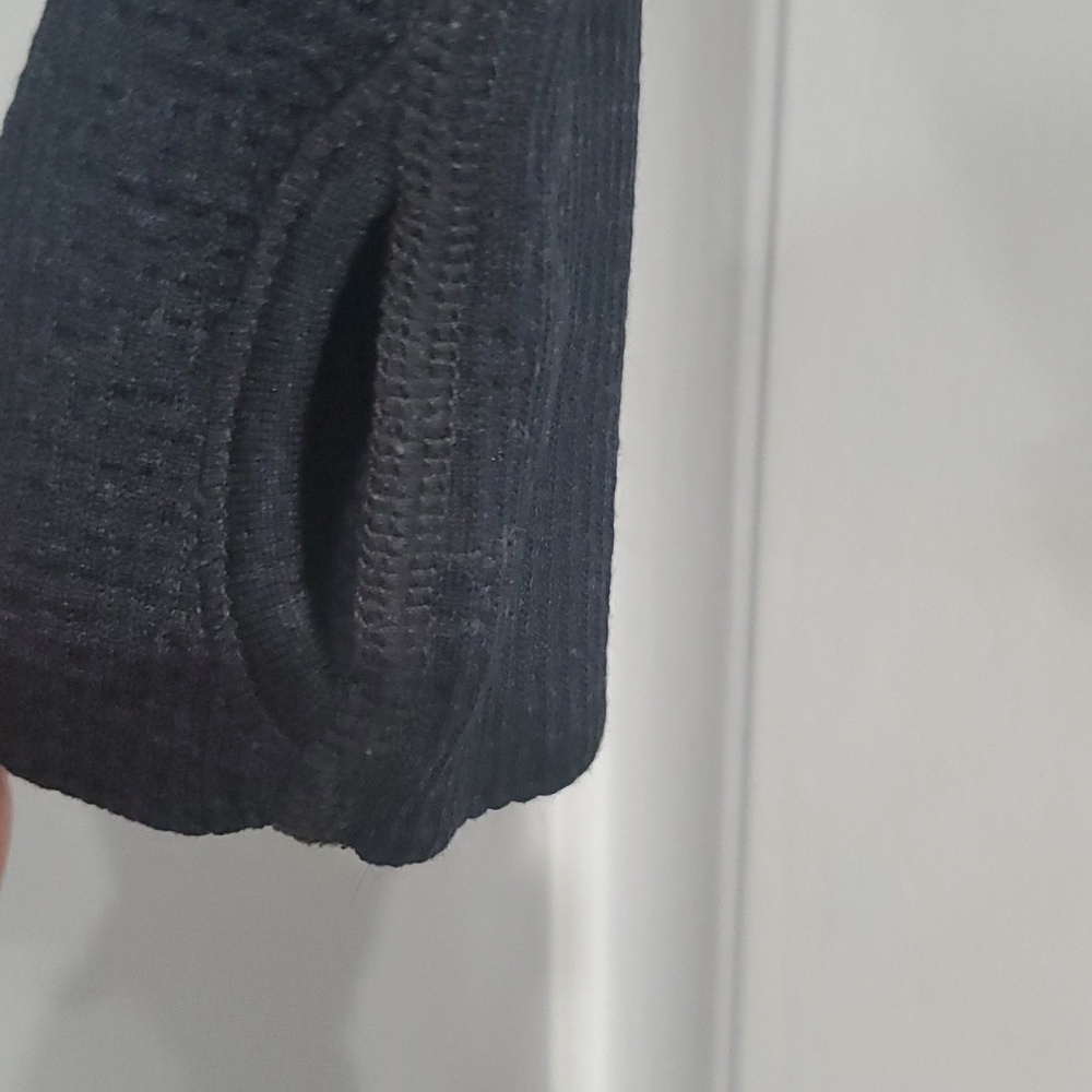 Athleta black ruched mock neck quarter zip long sleeve size Medium - Picture 4 of 8